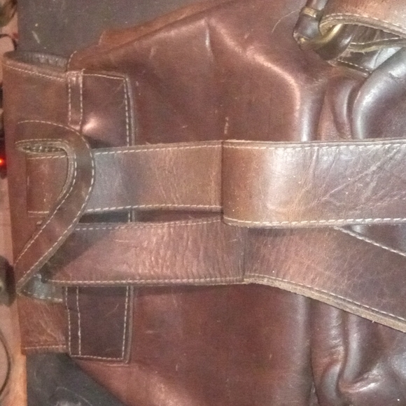 Gorgeous Brown Leather Backpack - Picture 4 of 5